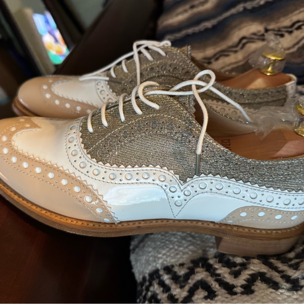 Mr Doubt Cupcake- Elegant Two-Tone Brogue Flats 39.5